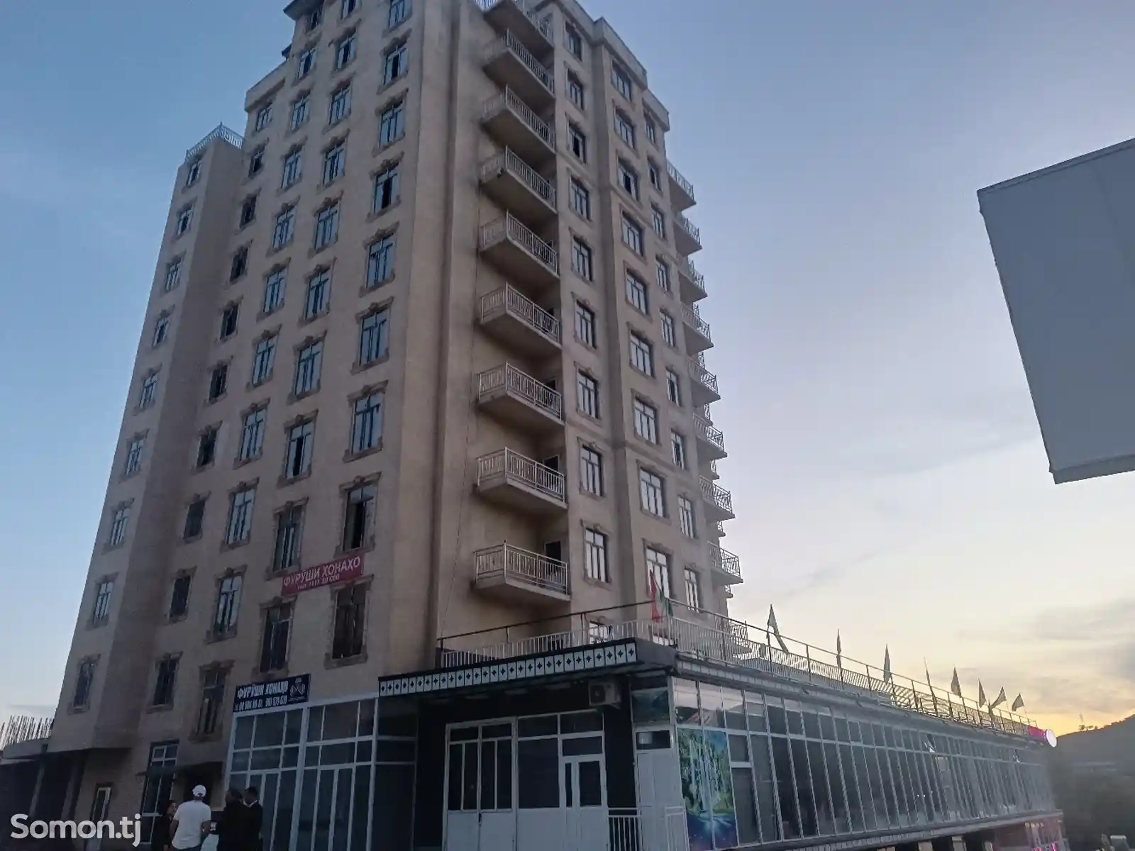 2-комн. квартира, 5 этаж, 65 м², назди бинои Ёкут 2000-1