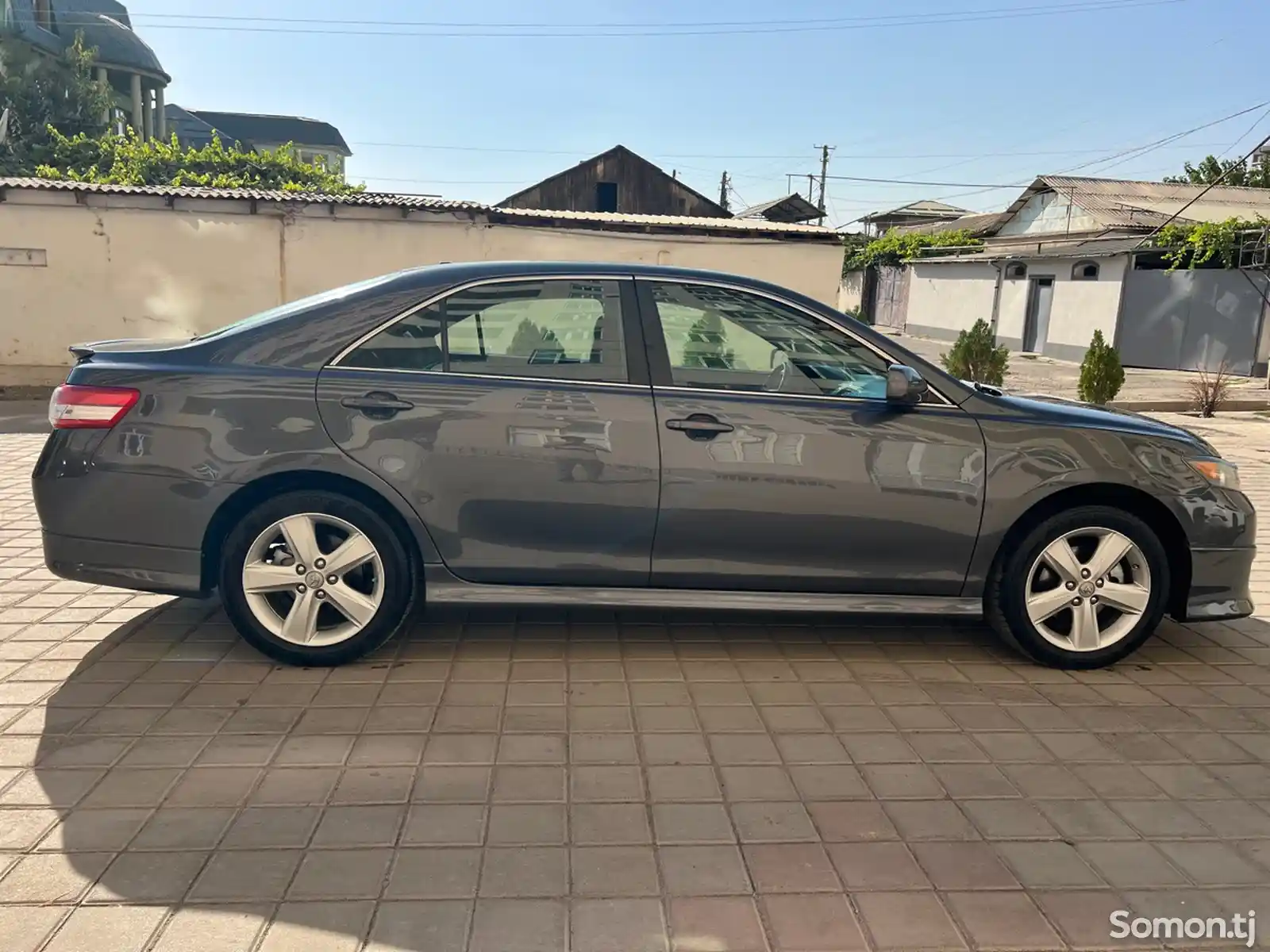 Toyota Camry, 2010-4