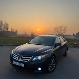 Toyota Camry, 2011