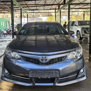 Toyota Camry, 2012