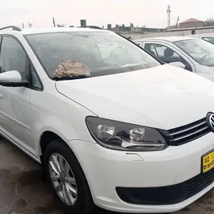 Volkswagen Touran, 2014