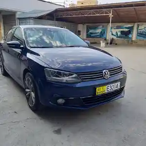 Volkswagen Jetta, 2013