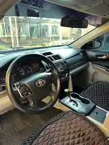 Toyota Camry, 2012-8