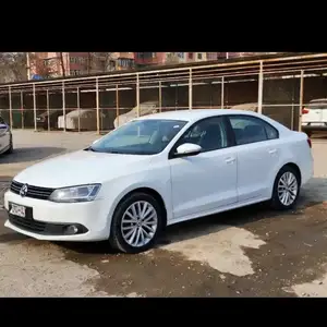 Volkswagen Jetta, 2014