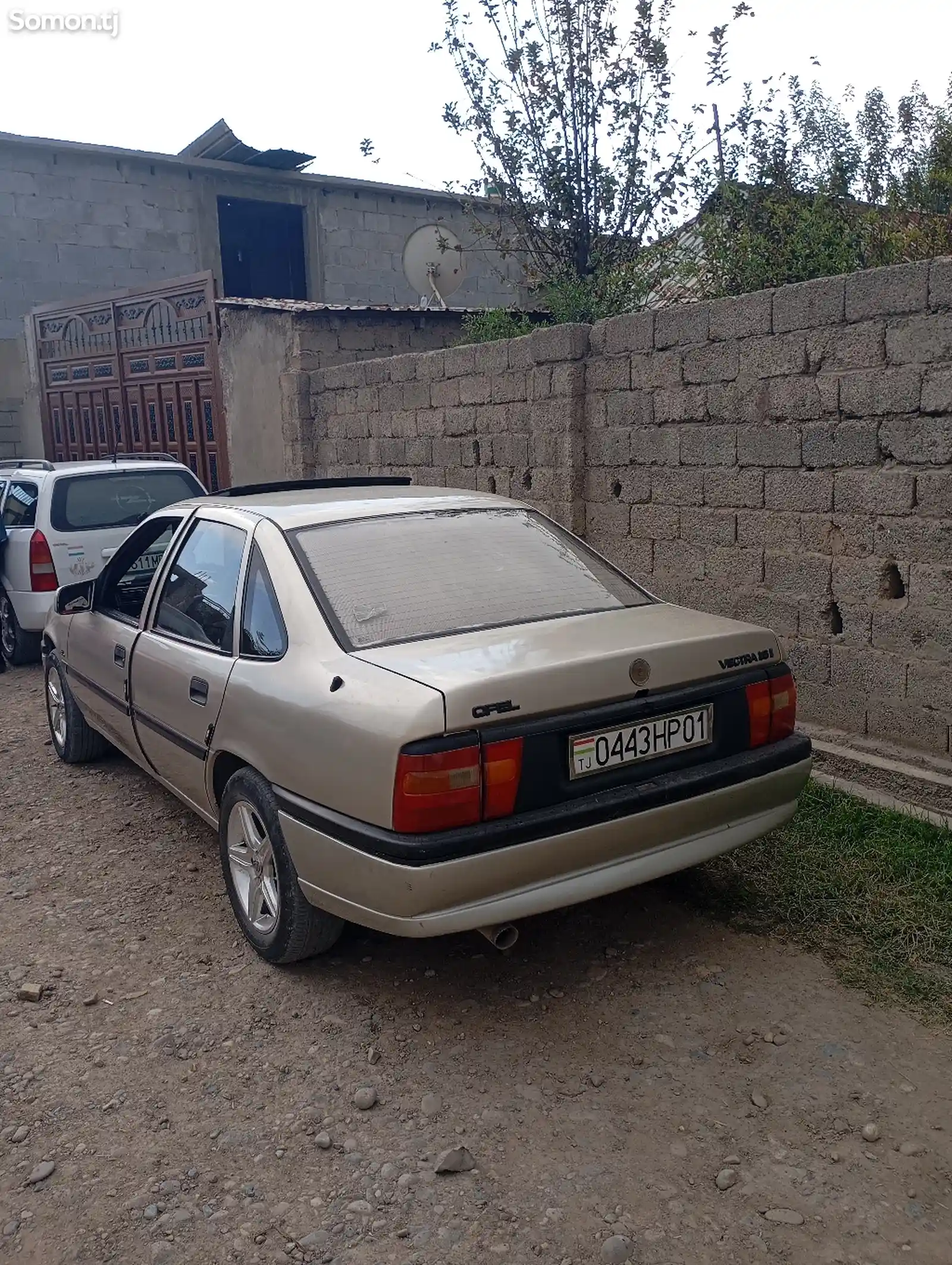 Opel Vectra A, 1993-5