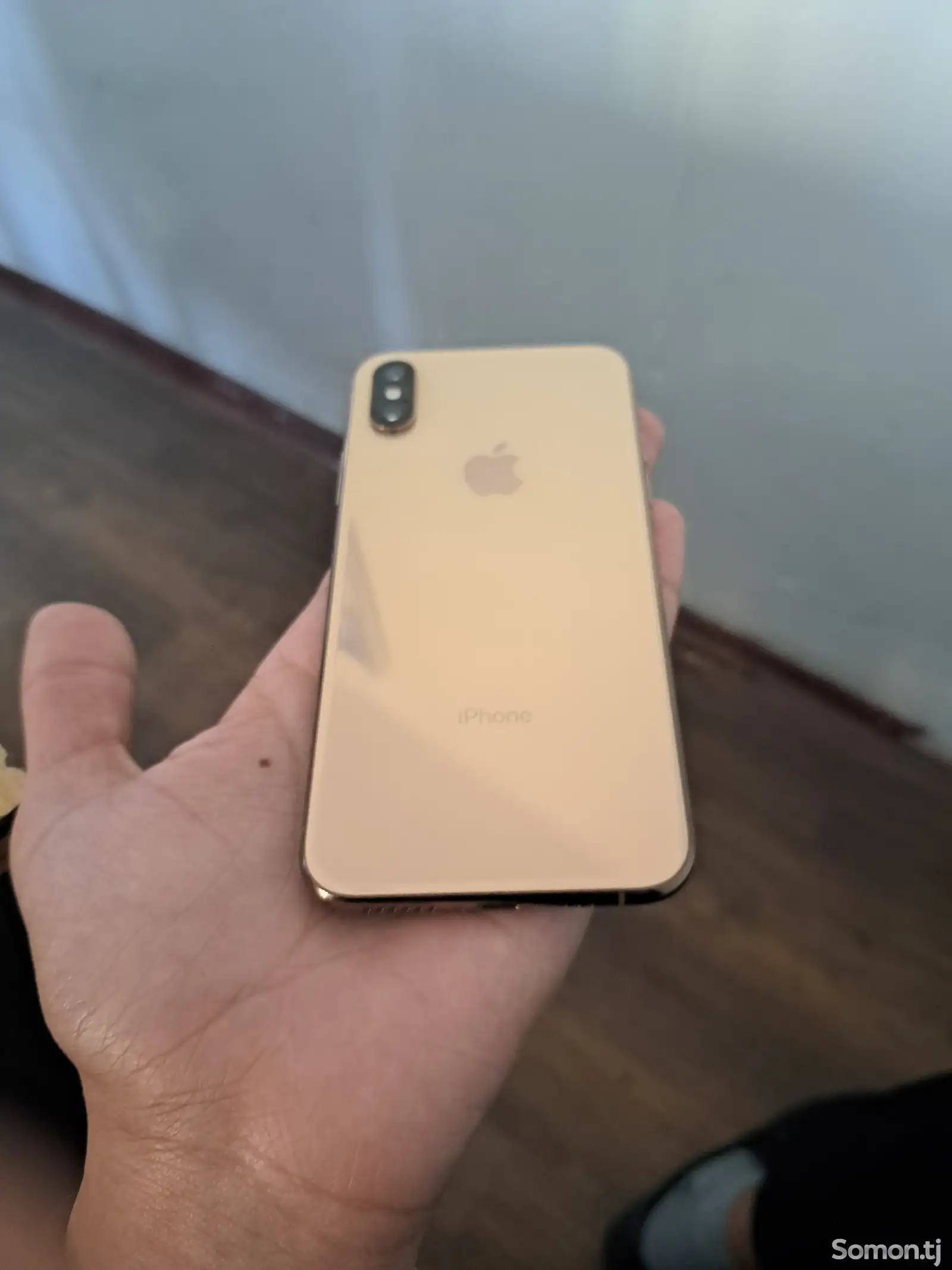 Apple iPhone Xs, 64 gb, Gold-1