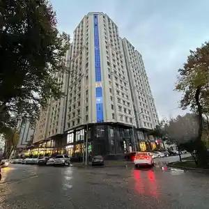 2-комн. квартира, 18 этаж, 119 м², Дом печати