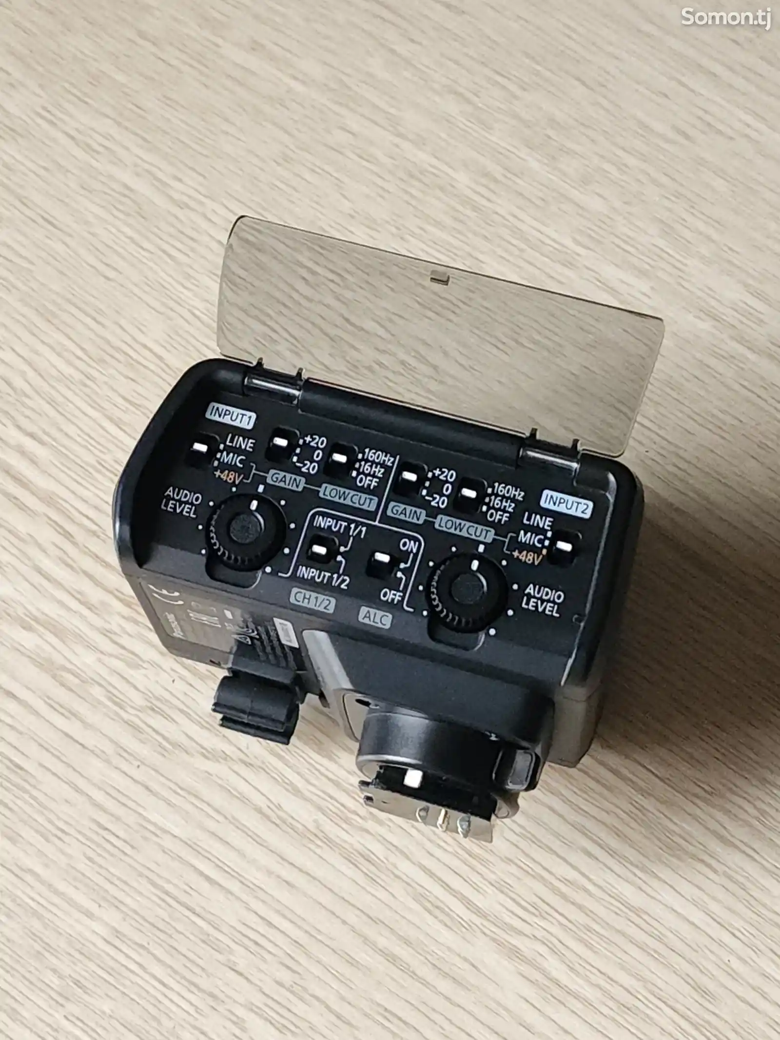 Микрофон для камеры Lumix XLR Audio Video Microphone Adaptor-2