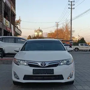 Toyota Camry, 2013