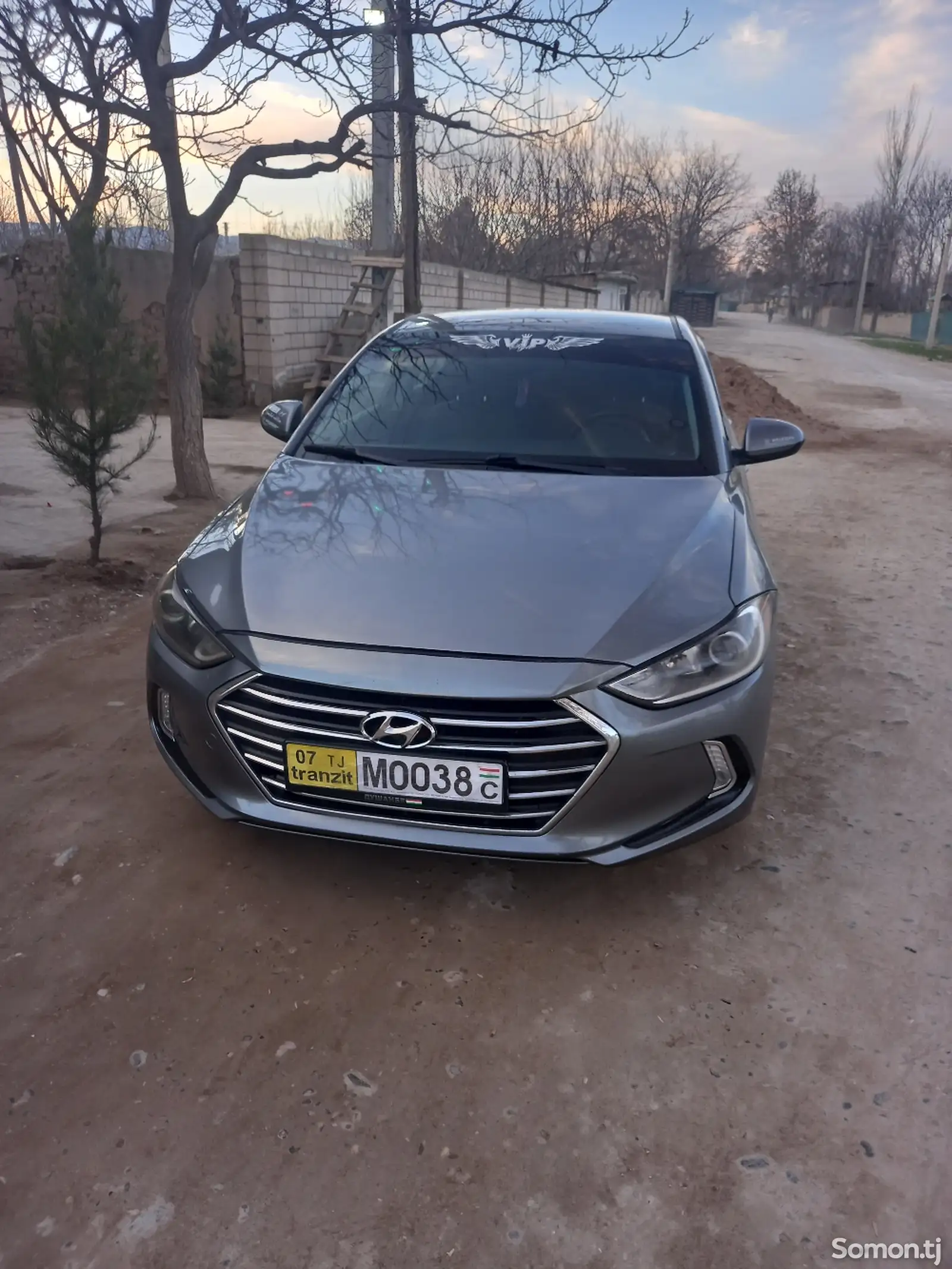 Hyundai Elantra, 2017-1