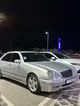 Mercedes-Benz E class, 2002-5