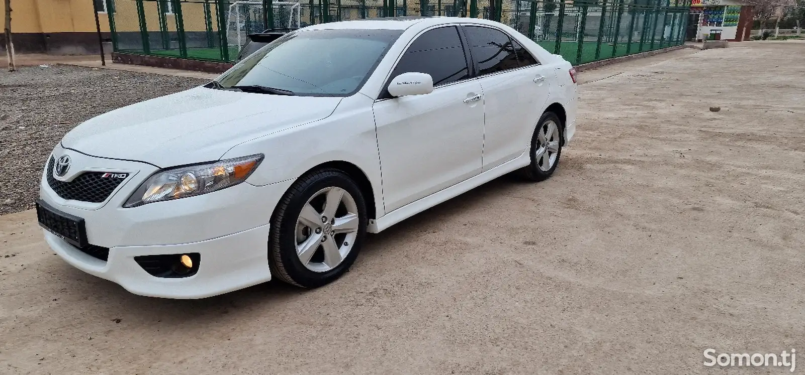 Toyota Camry, 2010-1