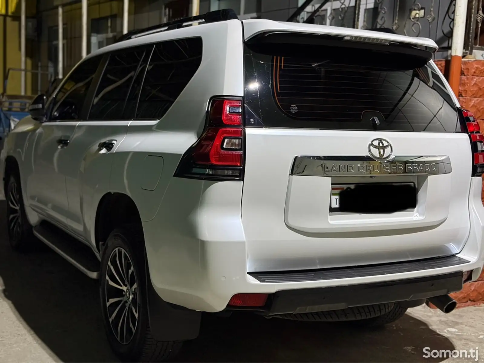 Toyota Land Cruiser Prado, 2019-5