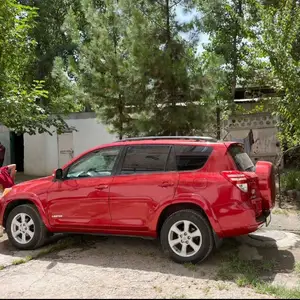 Toyota RAV 4, 2011