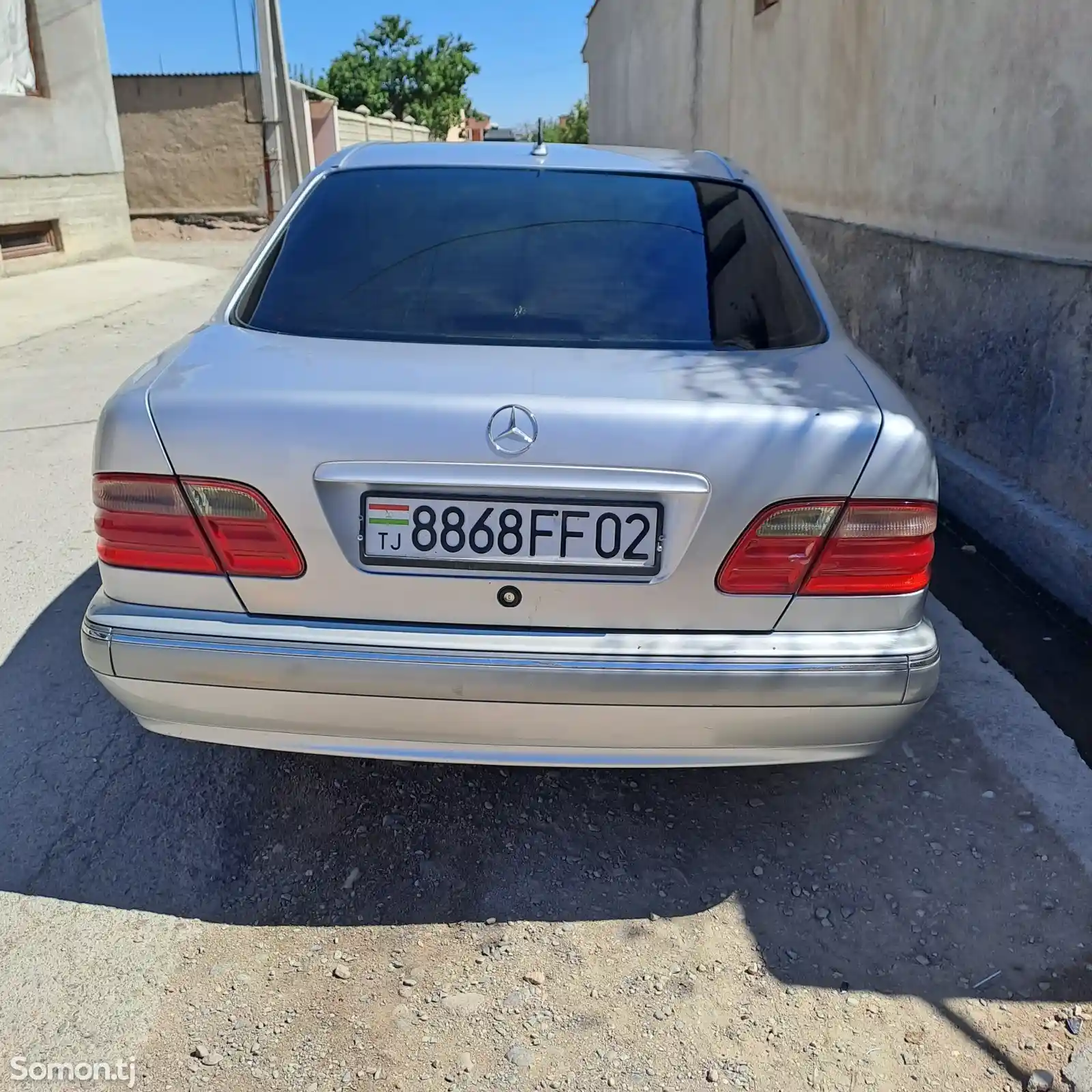 Mercedes-Benz E class, 2000-1