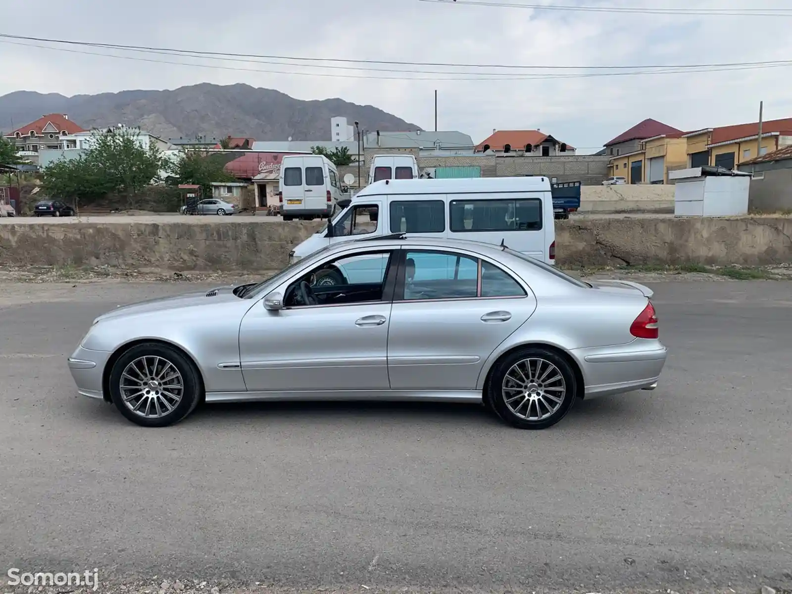 Mercedes-Benz E class, 2002-1