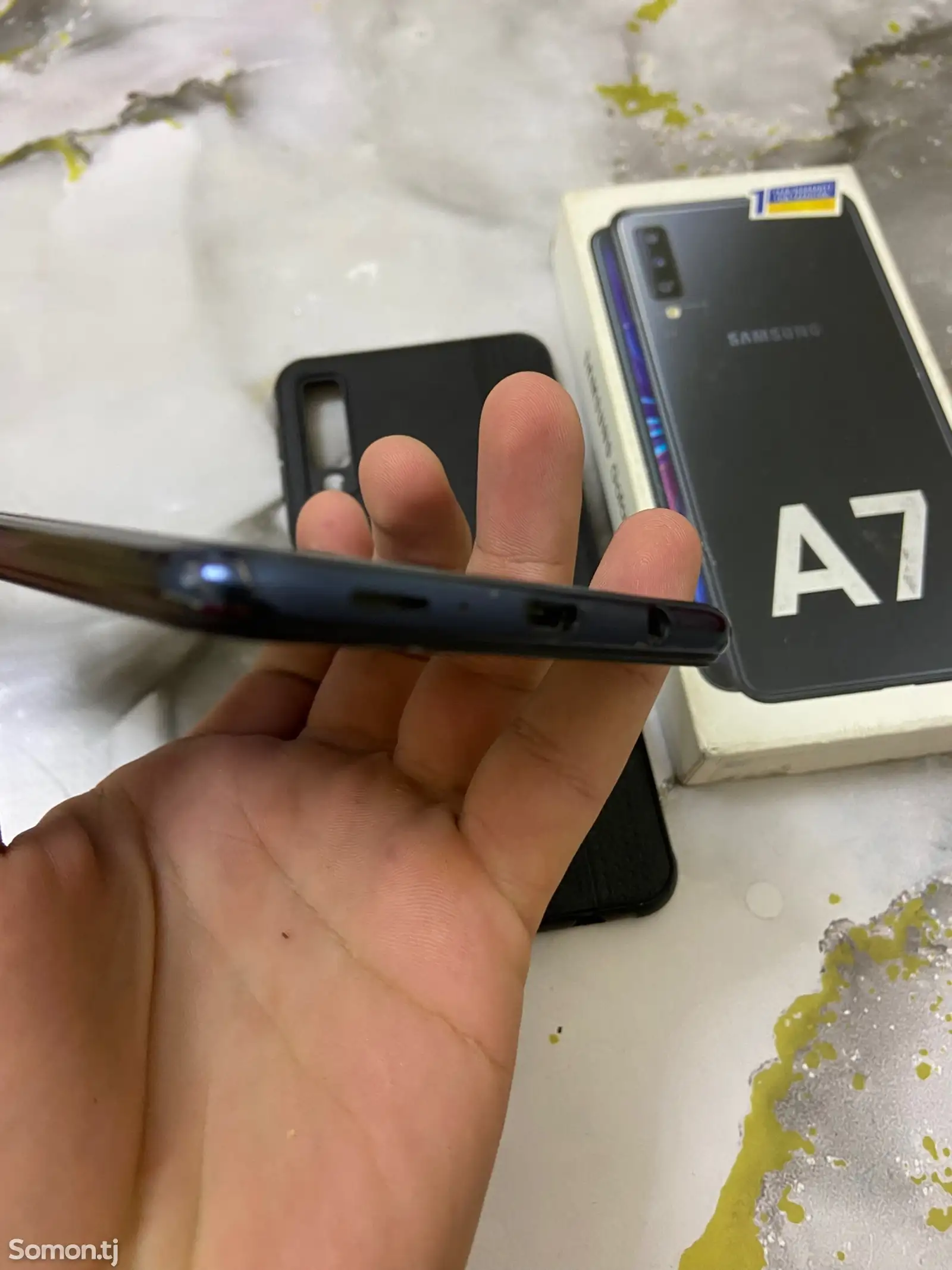 Samsung Galaxy A7 2018-7