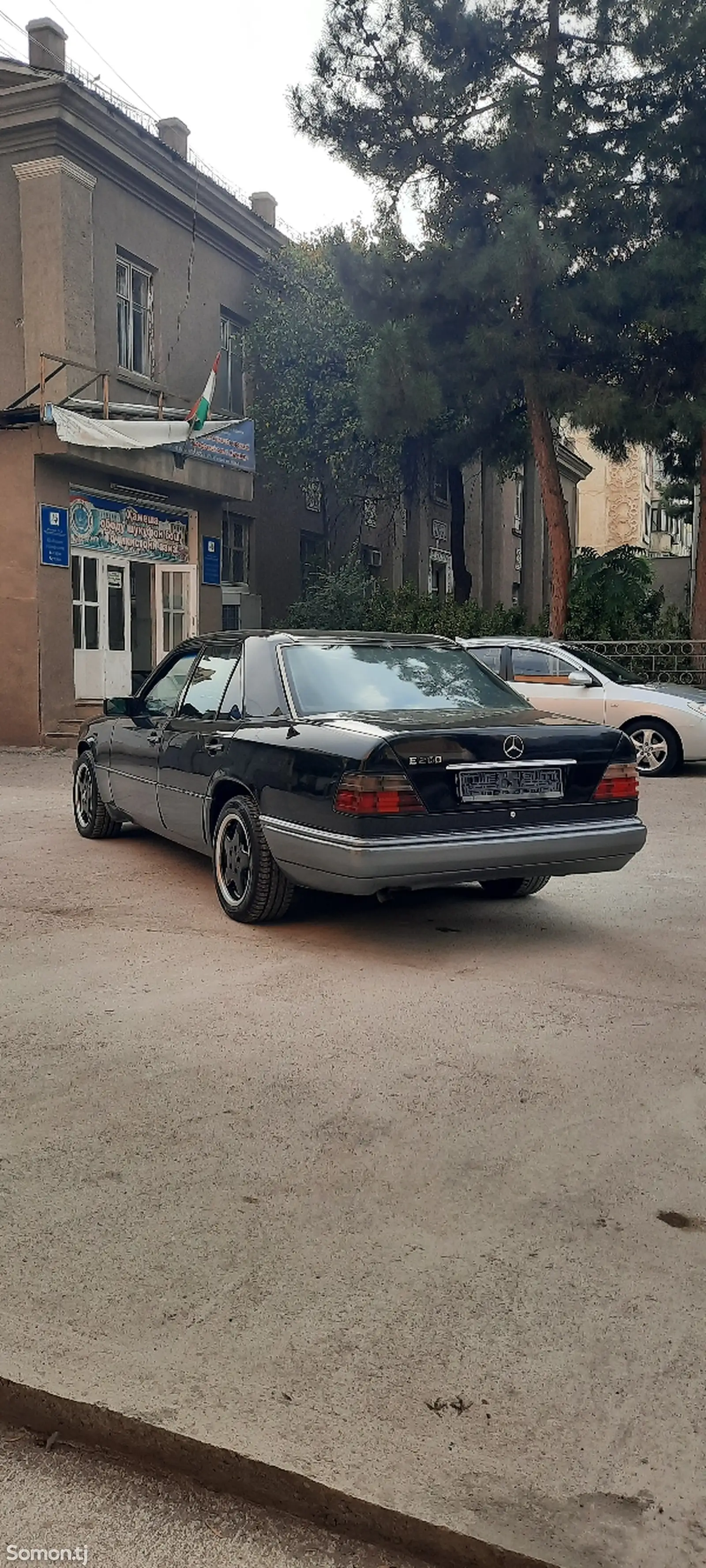 Mercedes-Benz W124, 1993-6