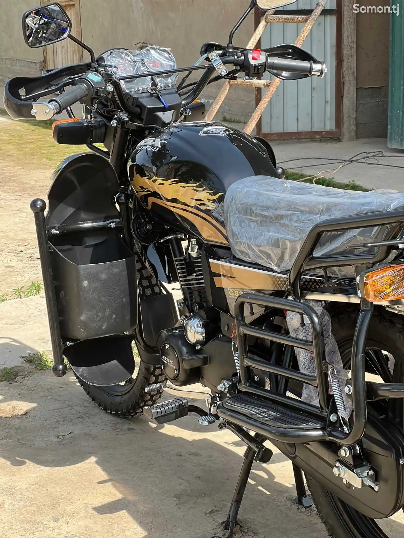 Мотоцикл 200-4