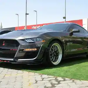 Ford Mustang, 2019