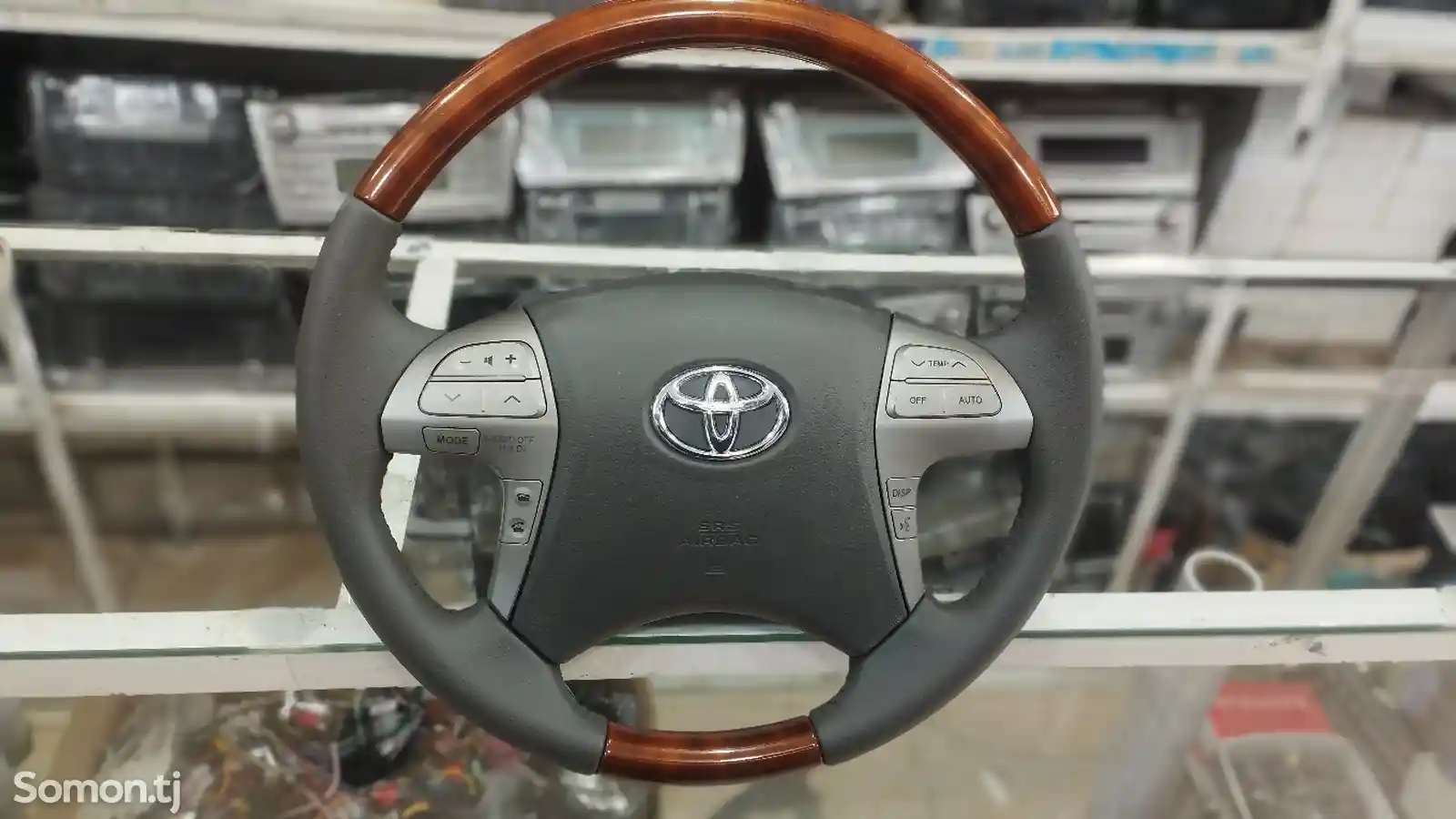 Штатный руль от Toyota Camry 2-4