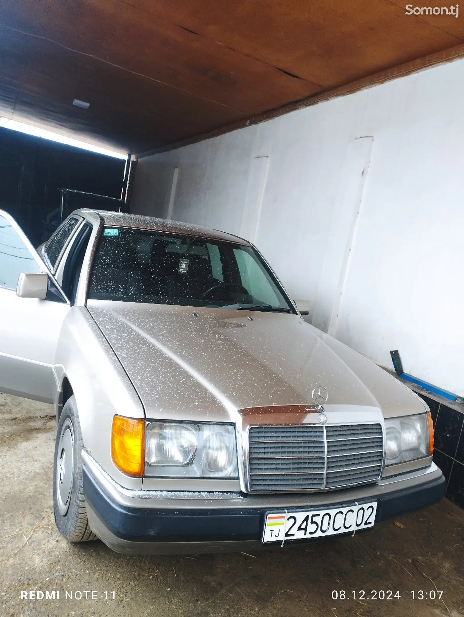 Mercedes-Benz W124, 1990-1