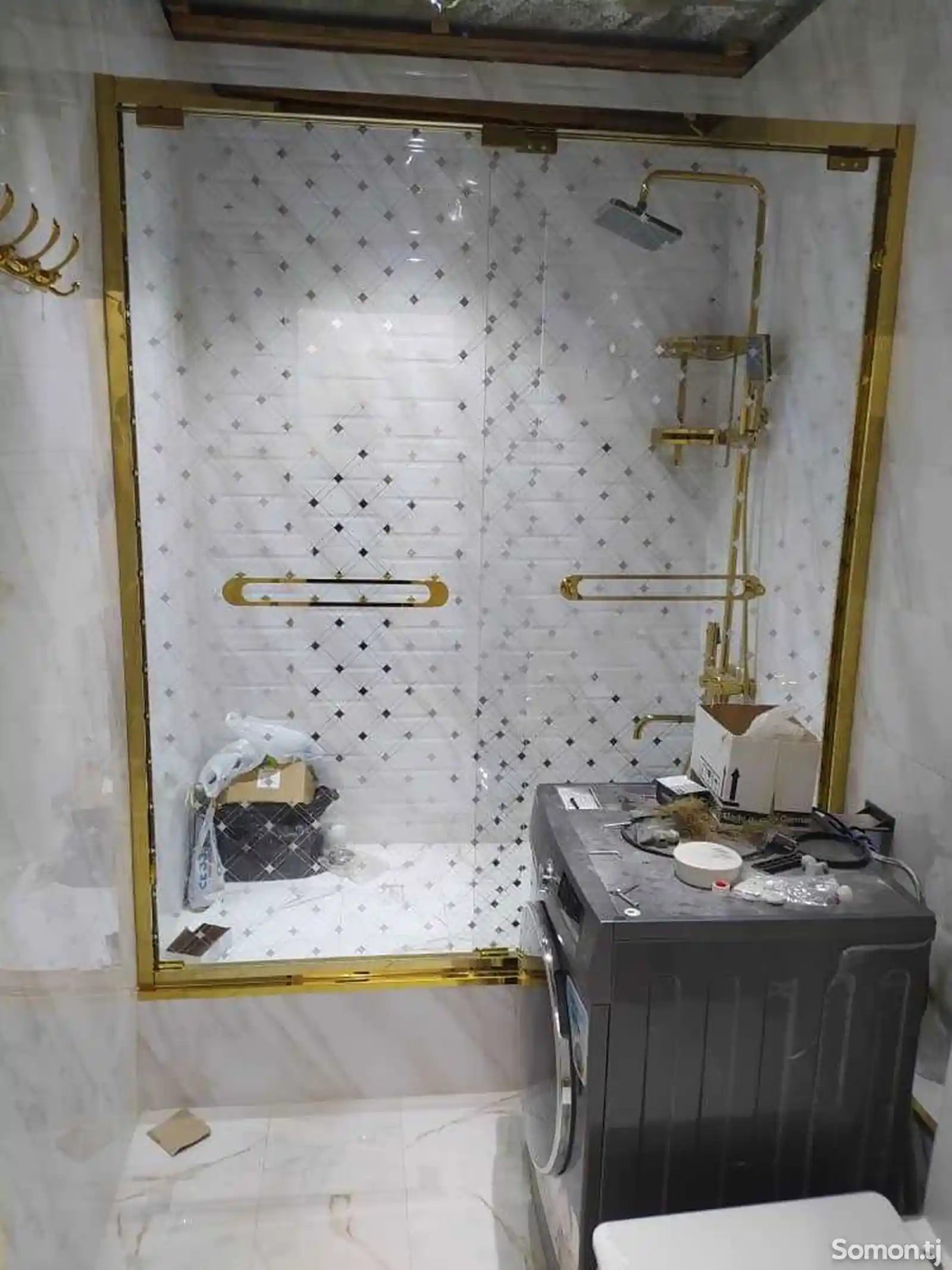 Стеклянные перегородки душ кабин на заказ-10