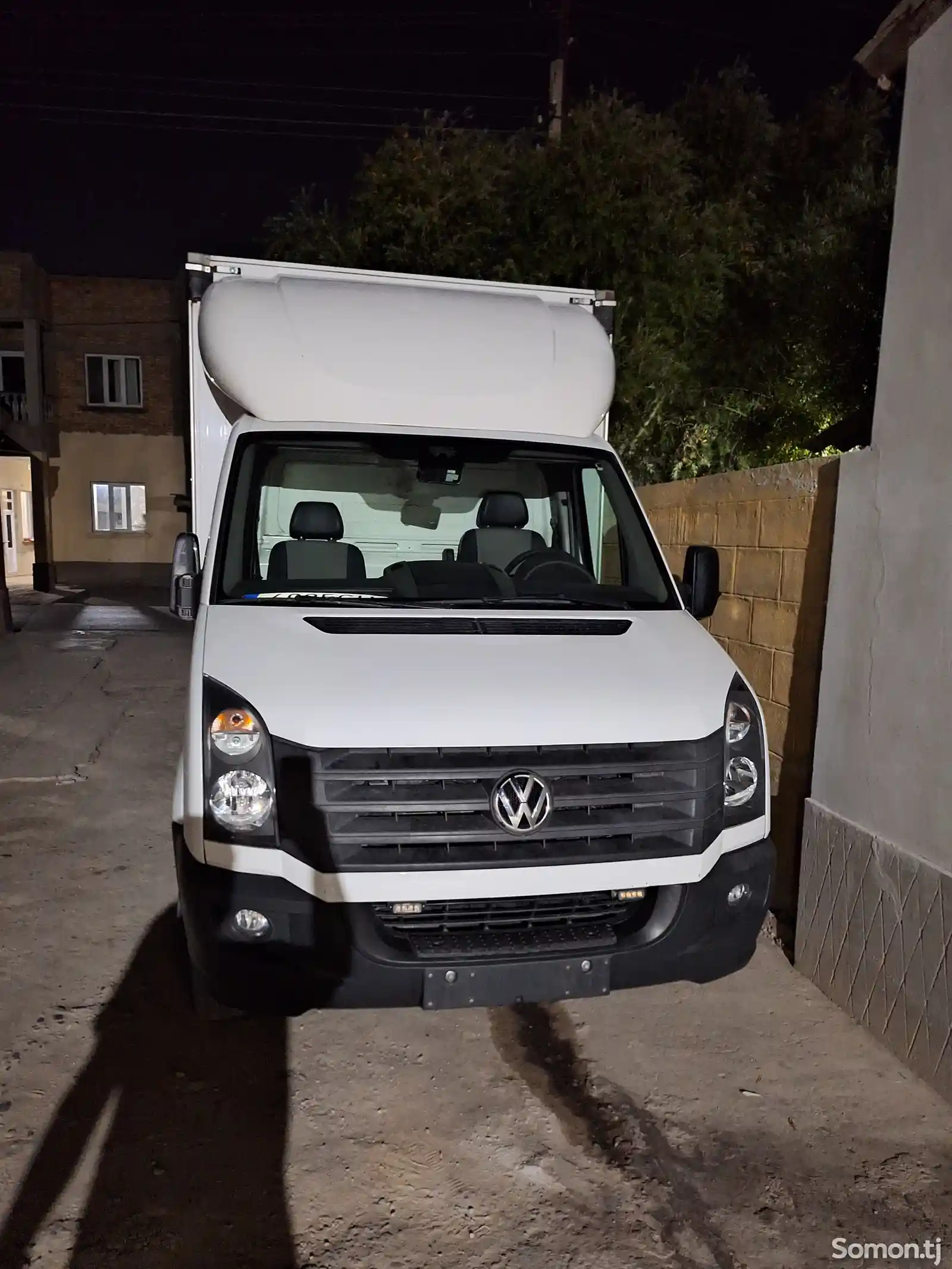 Бортовой автомобиль Volkswagen Crafter, 2014-3