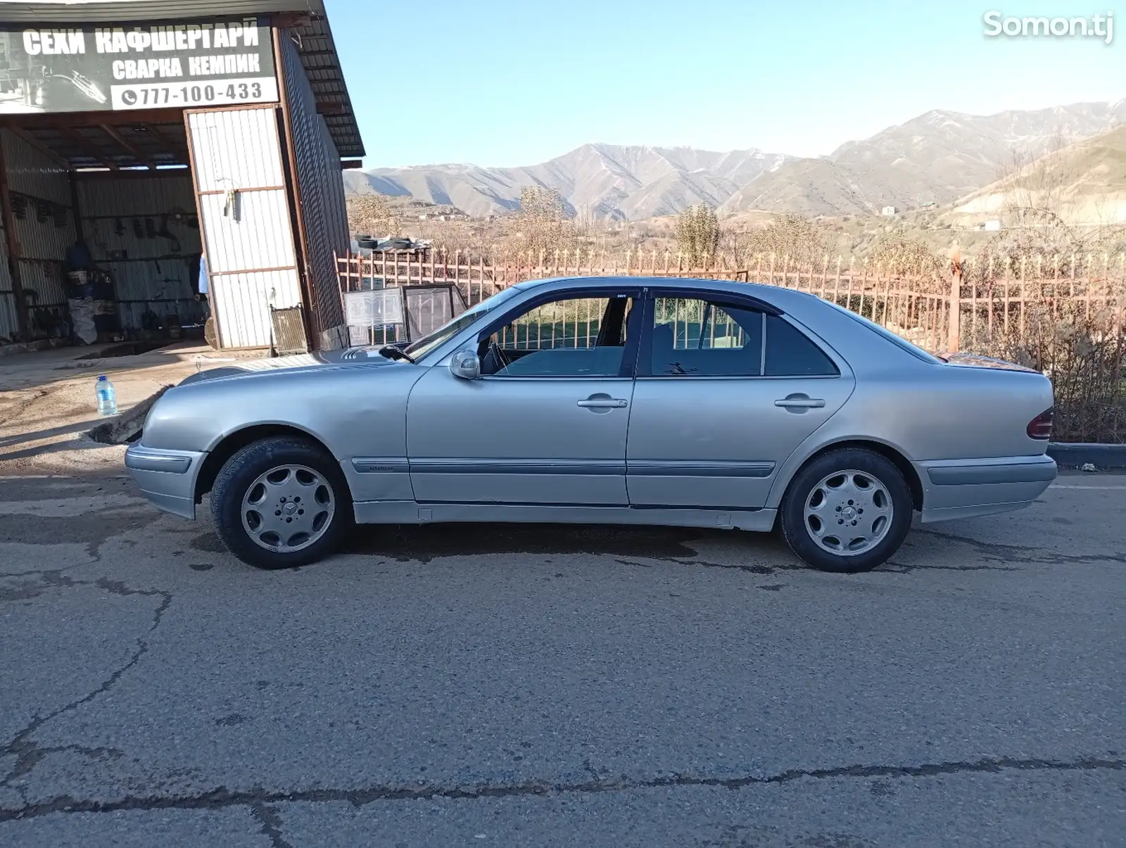 Mercedes-Benz E class, 2000-1