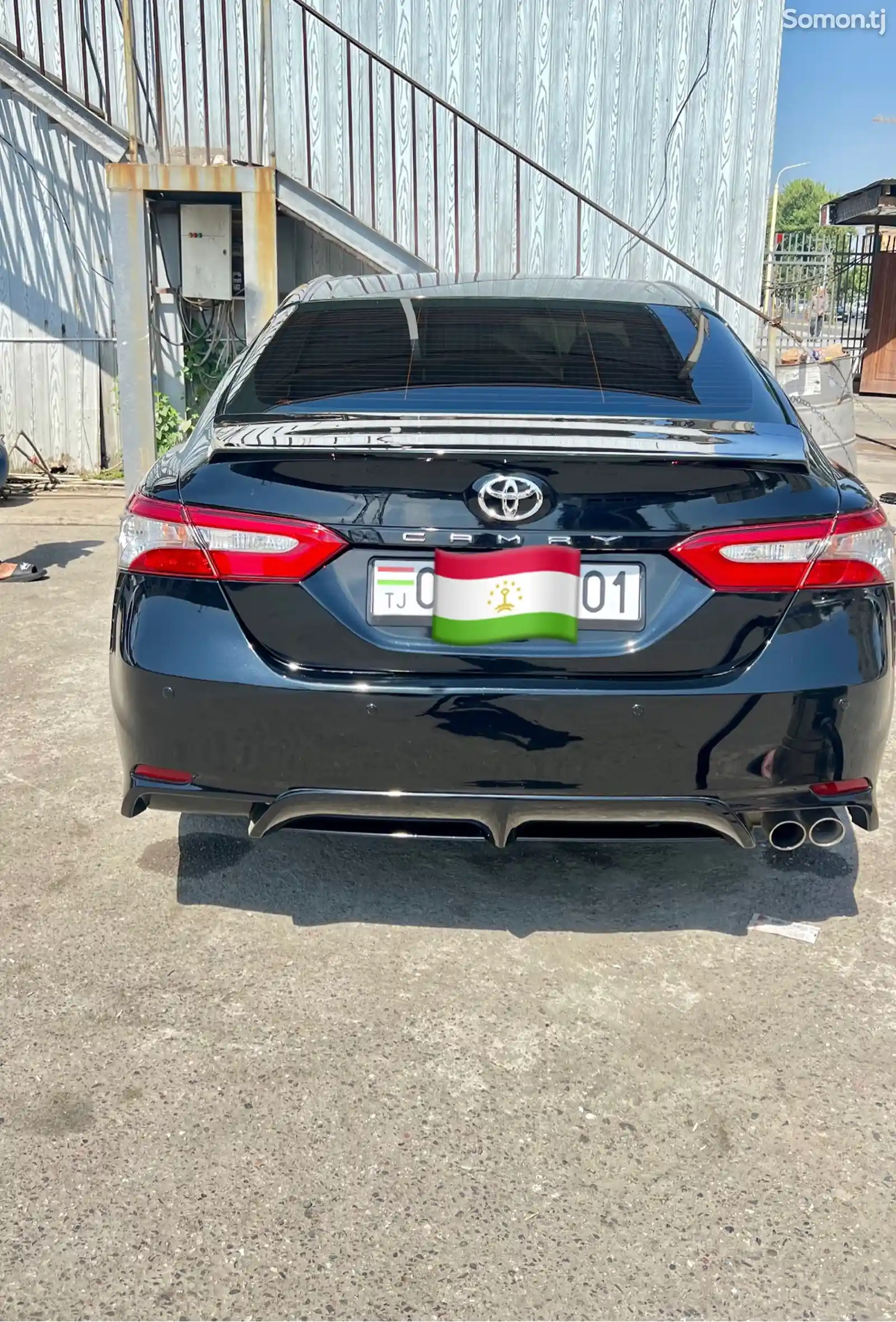 Toyota Camry, 2017-1