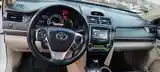 Toyota Camry, 2012-8