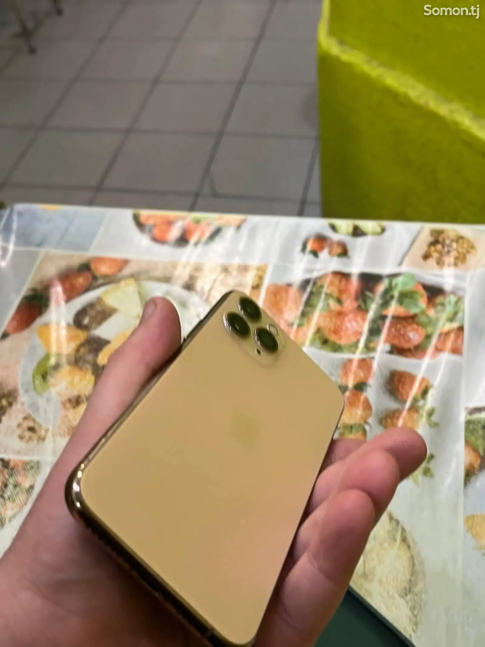 Apple iPhone 11 Pro, 64 gb, Gold-1