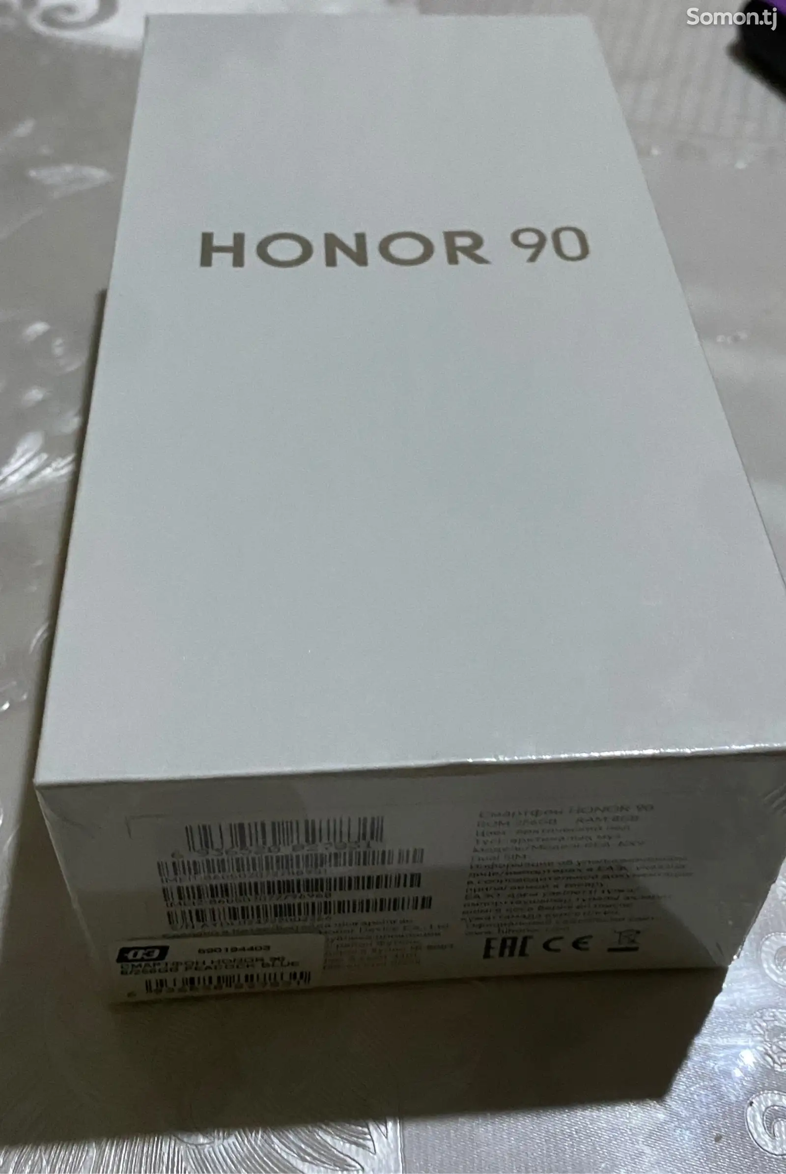 Honor 90