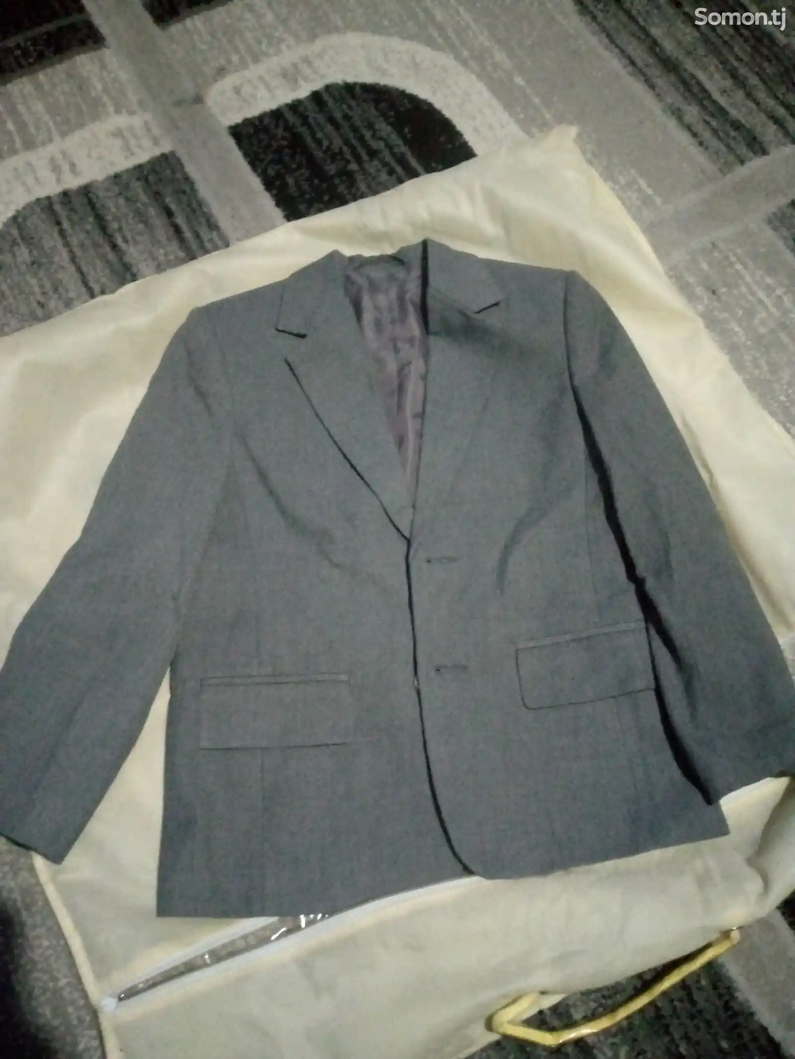 Школьный пиджак-1