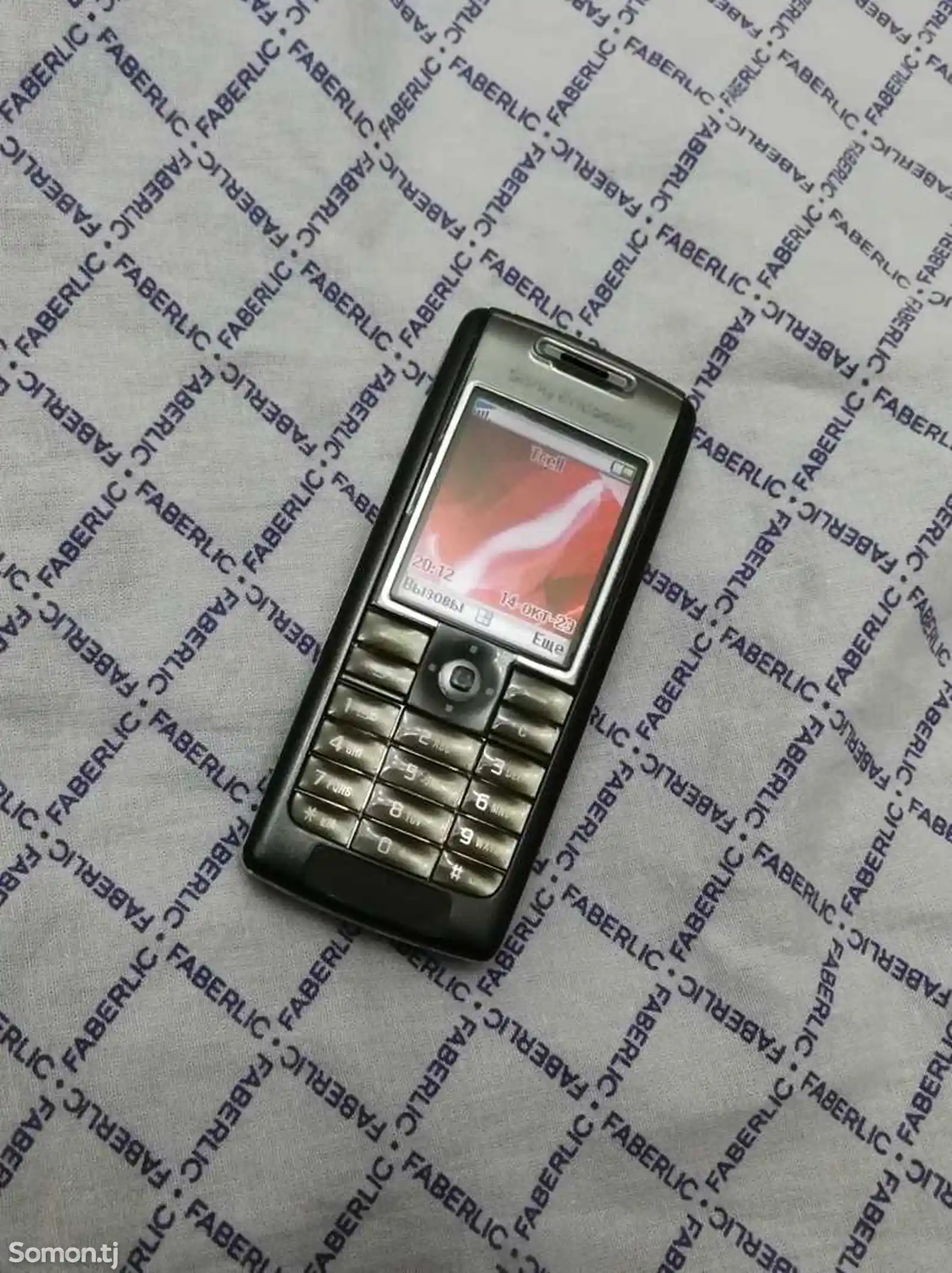 Sony Ericsson T630-5