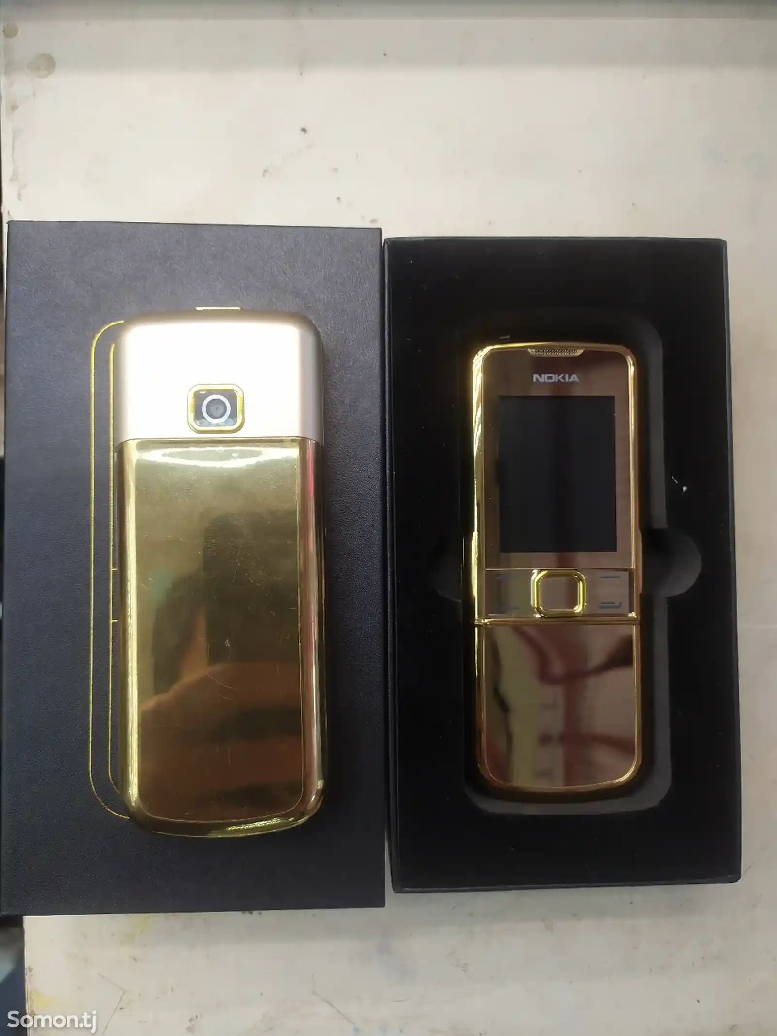 Nokia 8800 gold-3