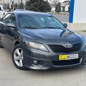 Toyota Camry, 2011