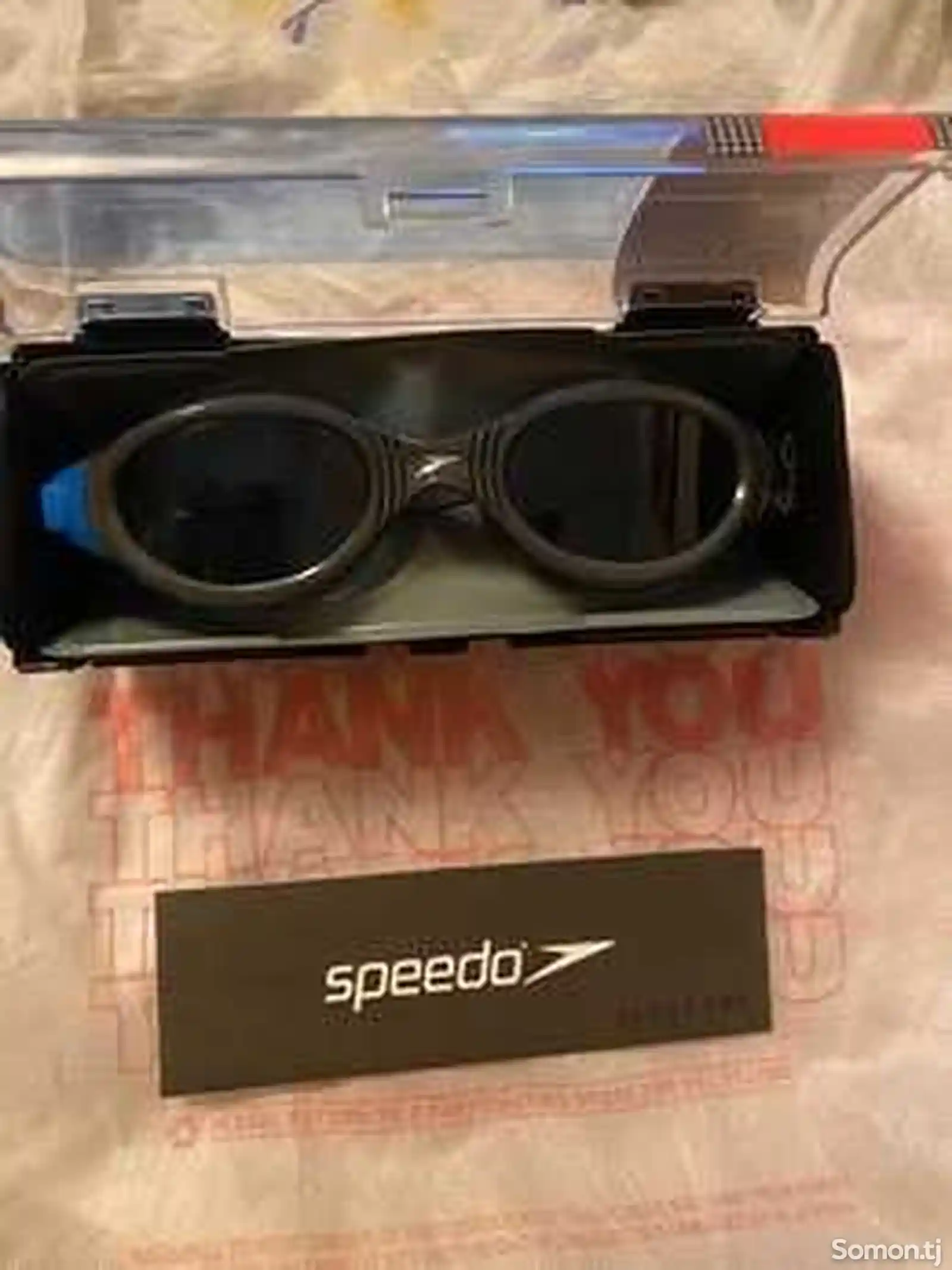 Плавательные очки фирмыSPEEDO-1