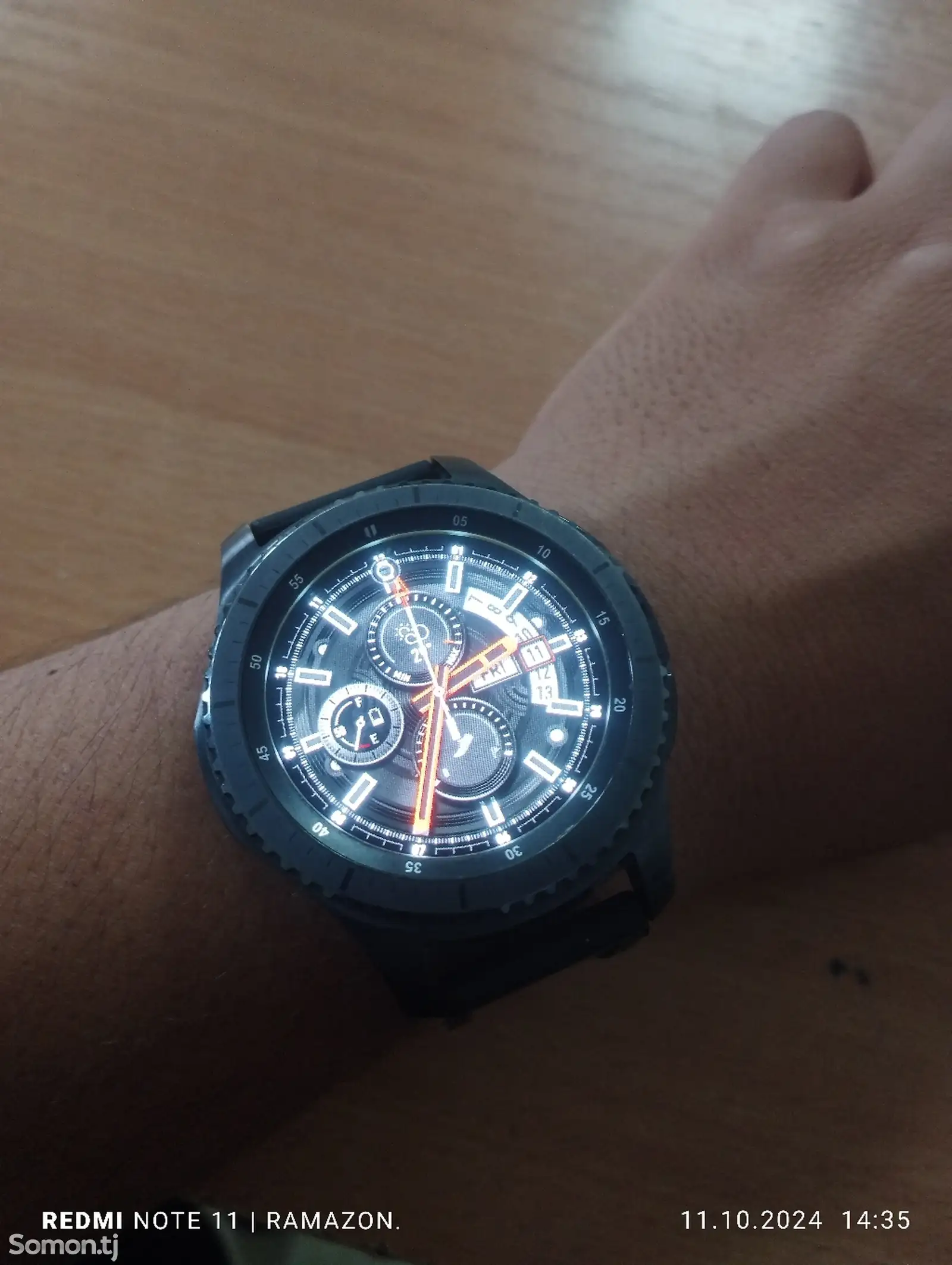 Смарт часы Samsung Gear s3-1