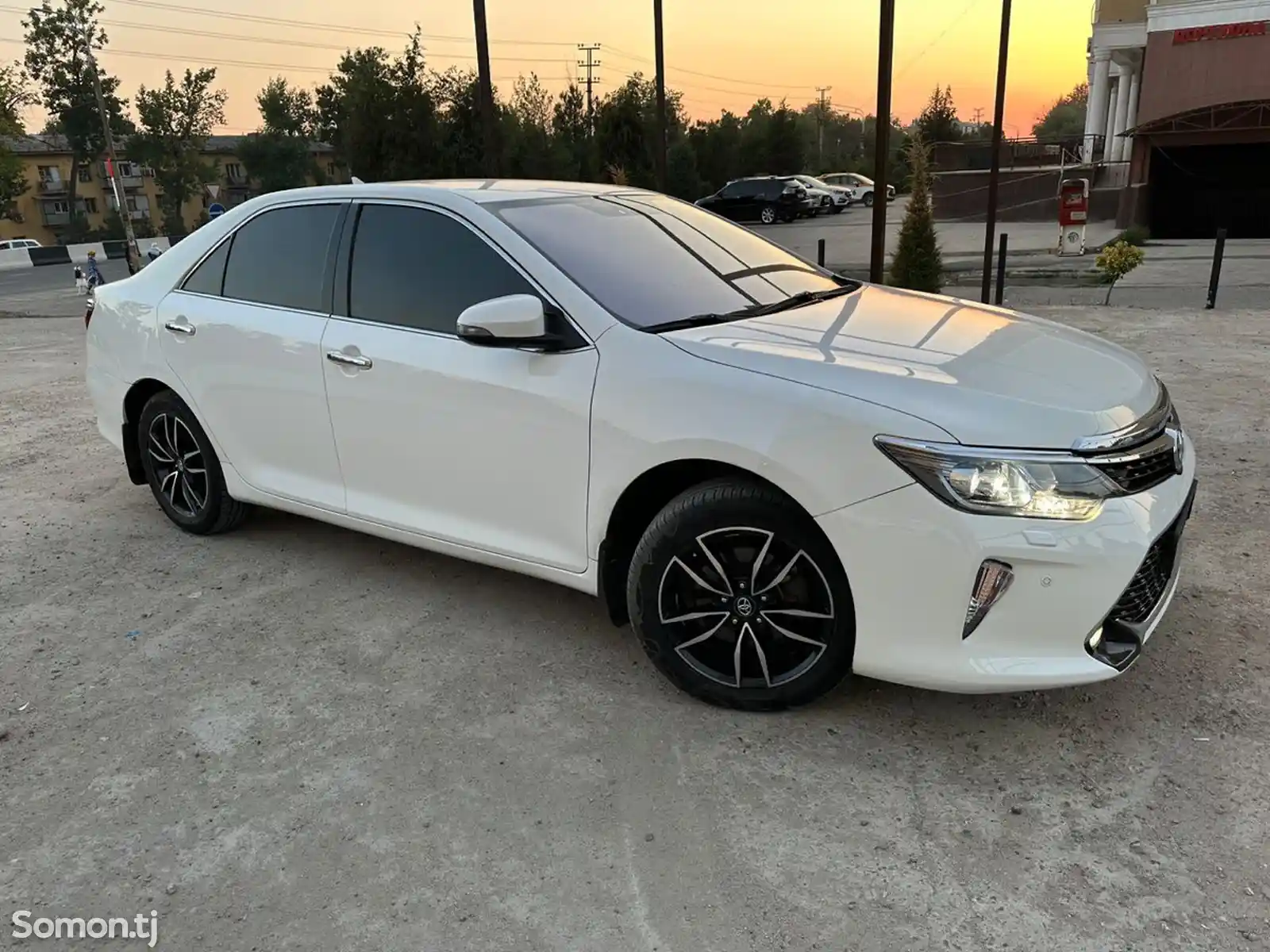 Toyota Camry, 2013-11