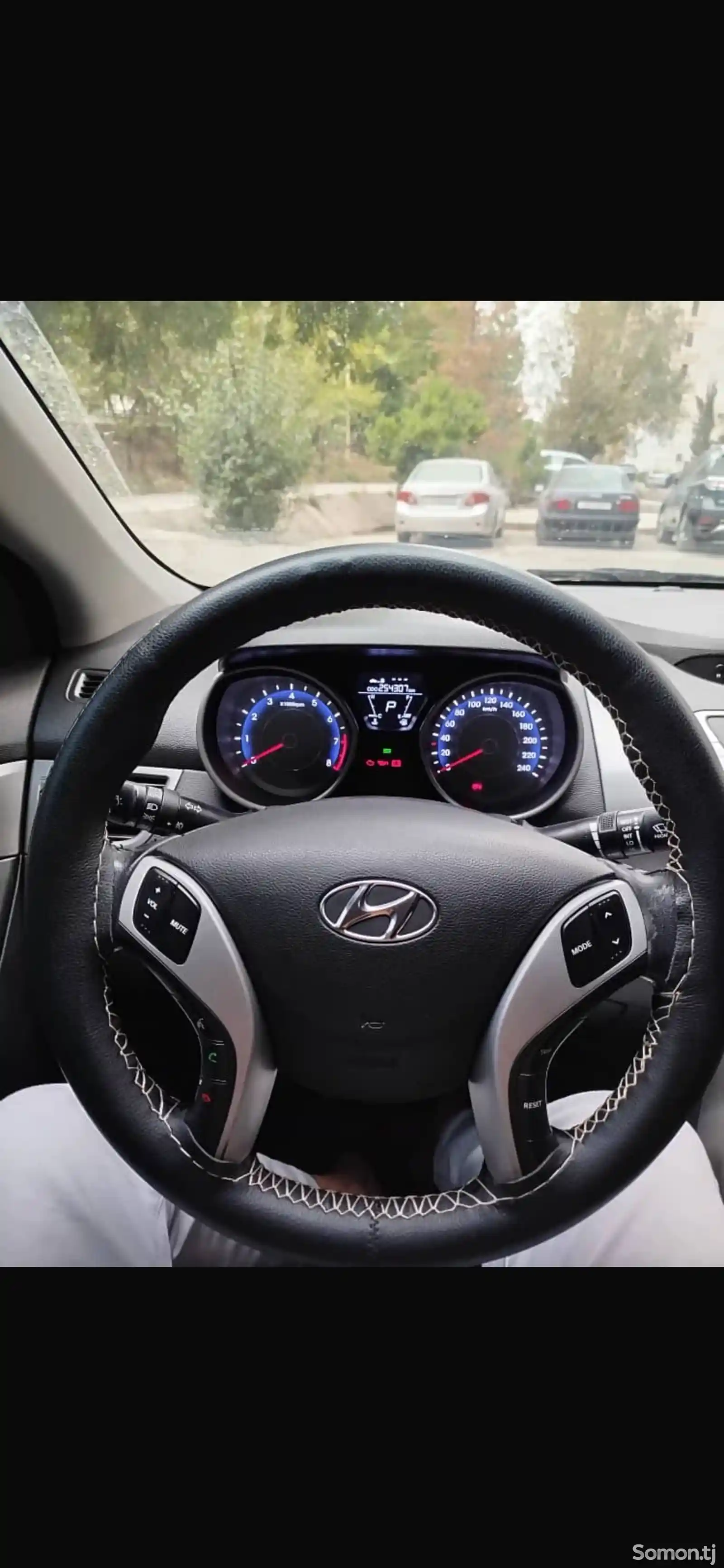 Hyundai Avante, 2011-6