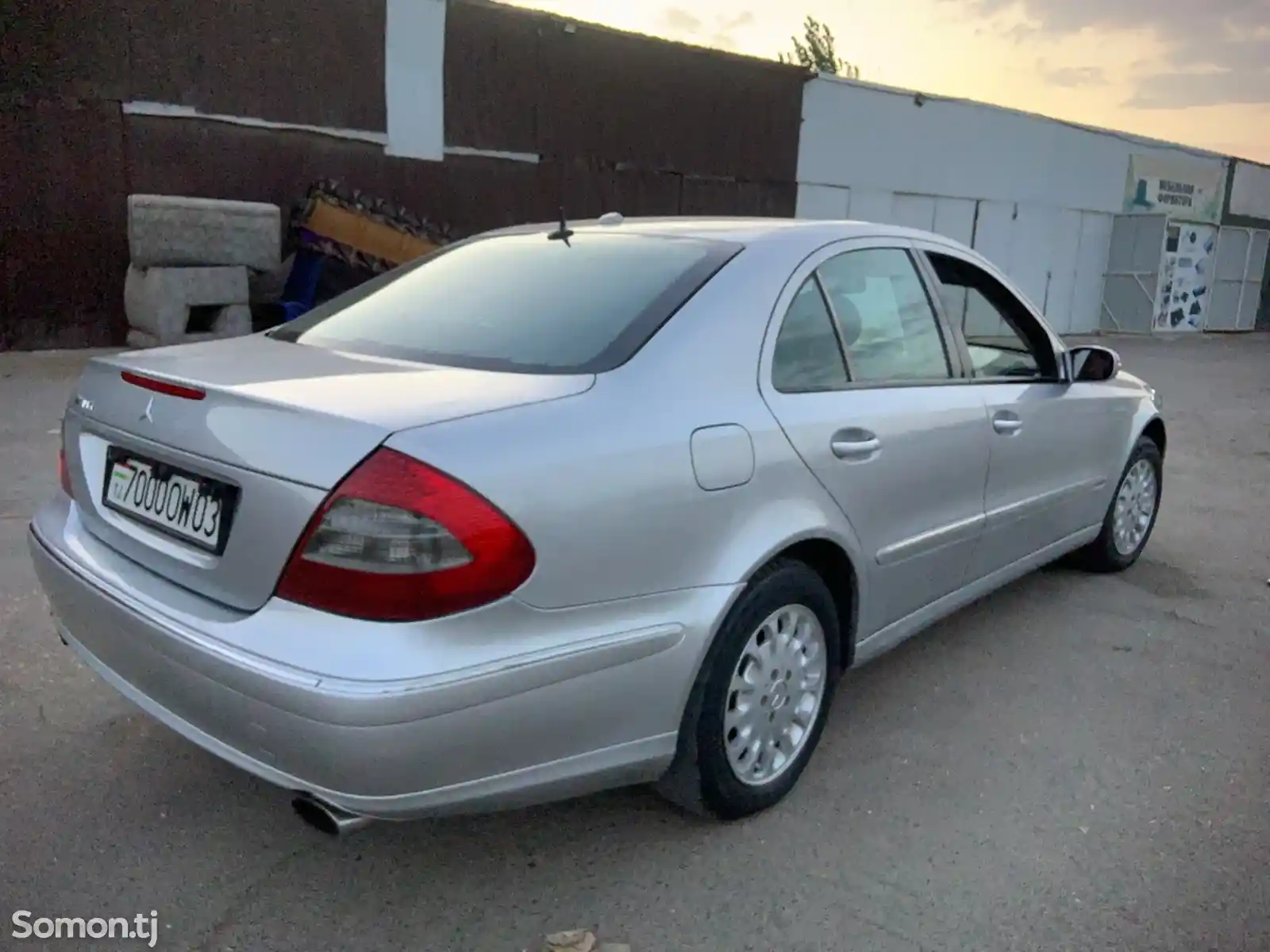 Mercedes-Benz E class, 2005-1