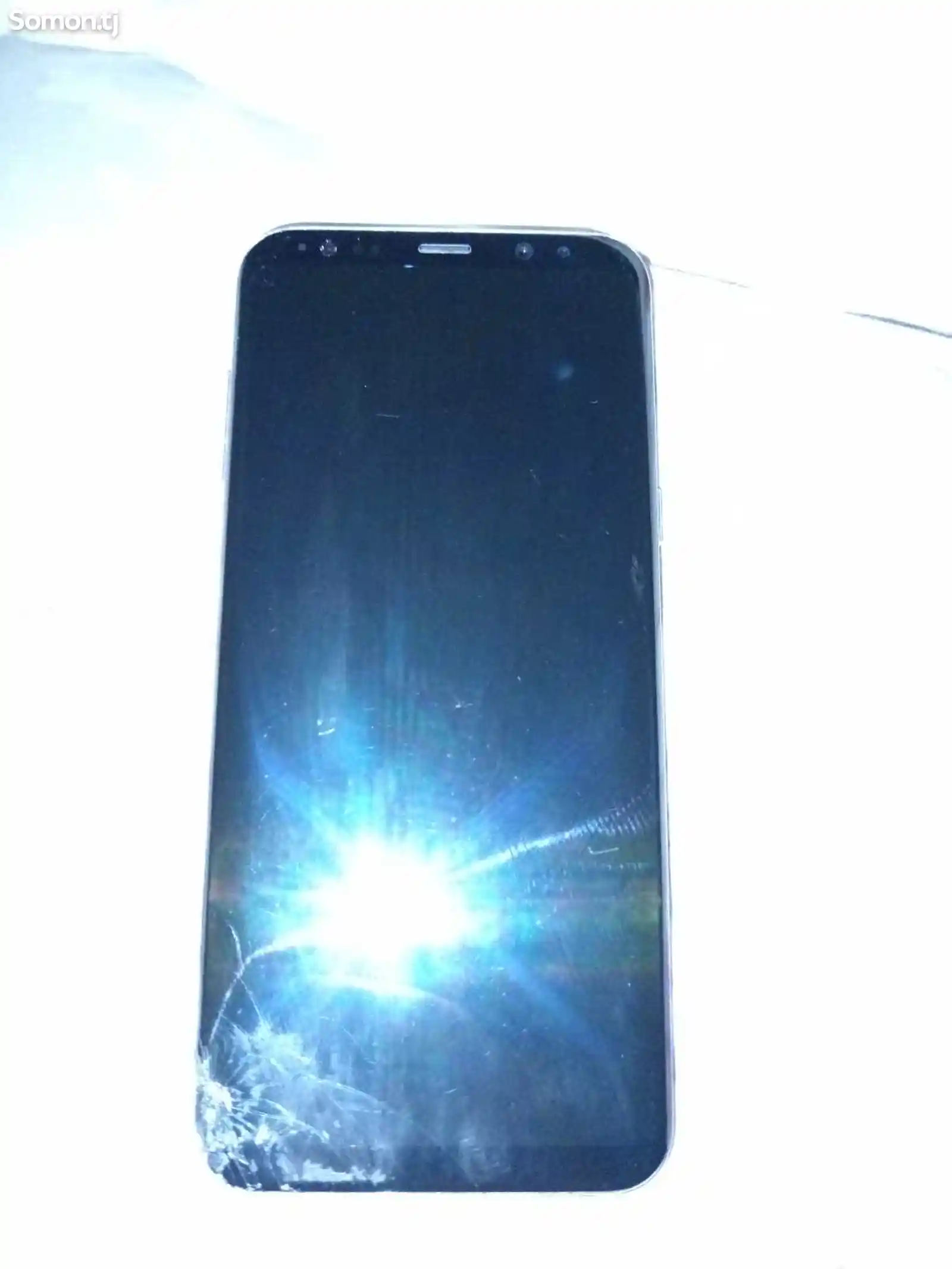Samsung Galaxy S8+-2