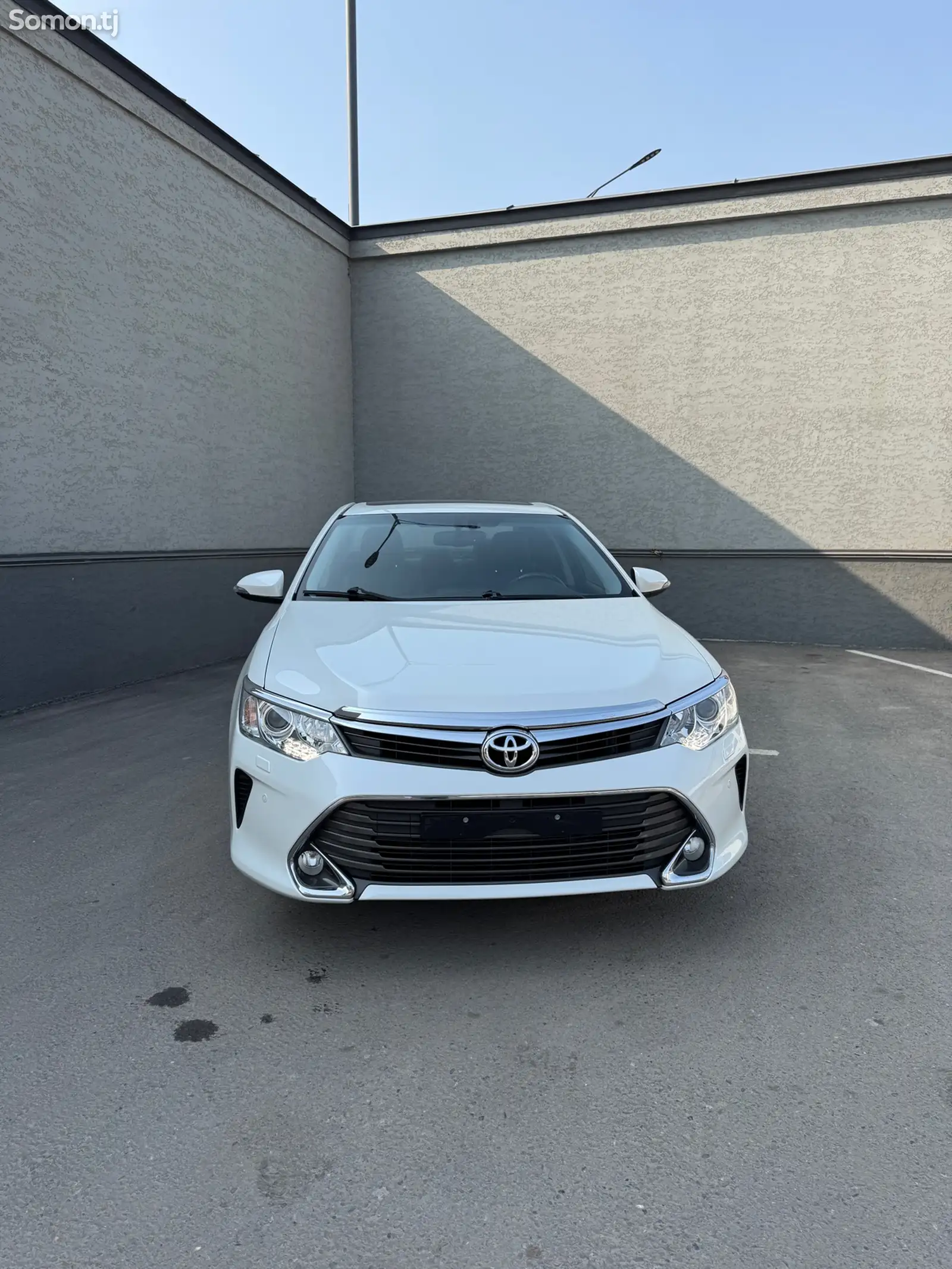 Toyota Camry, 2015-1