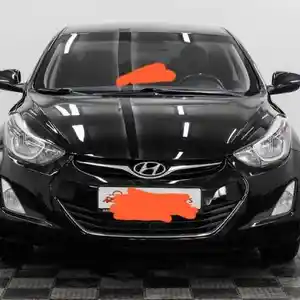 Лобовое стекло на Hyundai Elantra 2011-2016