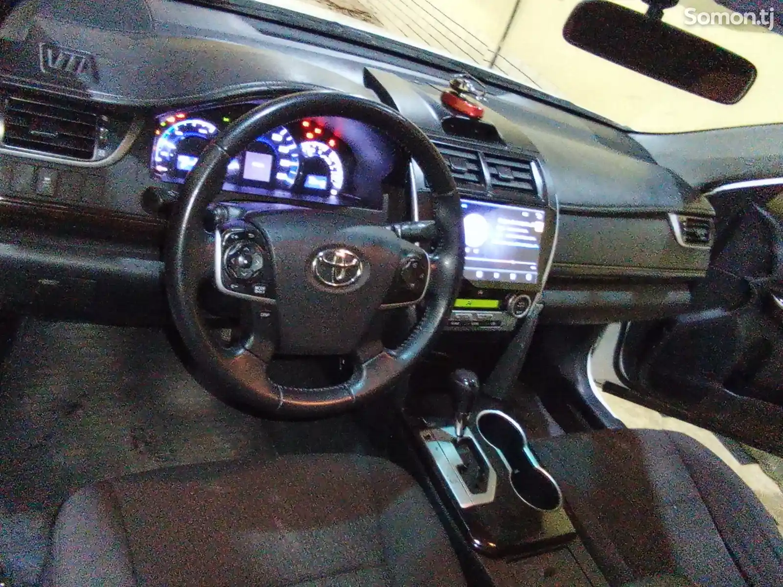 Toyota Camry, 2012-9