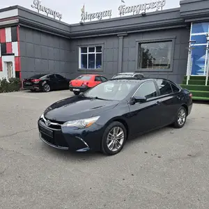 Toyota Camry, 2015