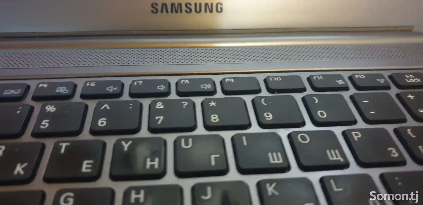 Ноутбук Samsung Series 5 Ultra-6