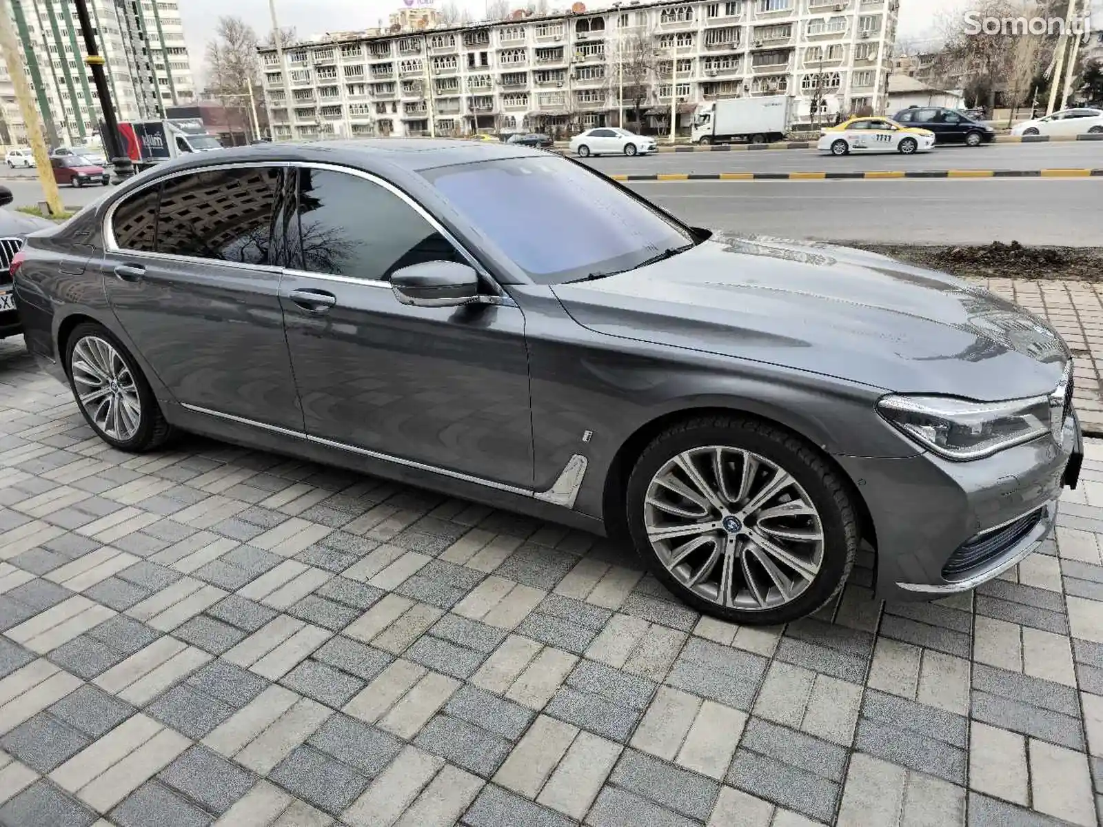 BMW 7 series, 2017-14