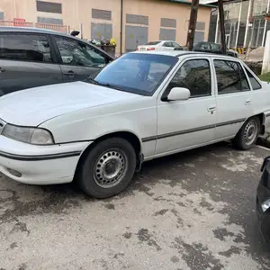 Daewoo Nexia, 1996